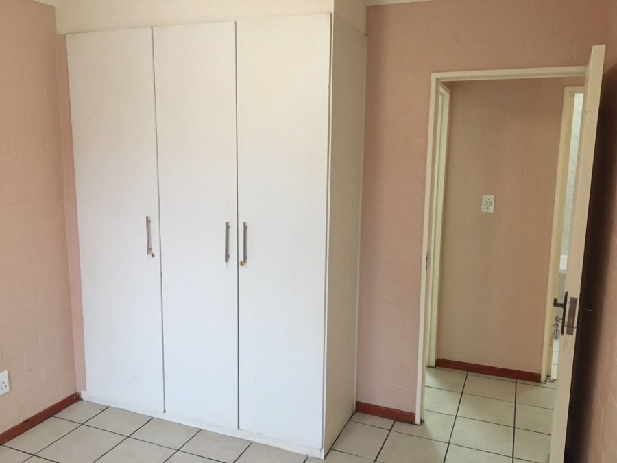 To Let 2 Bedroom Property for Rent in West Riding Western Cape